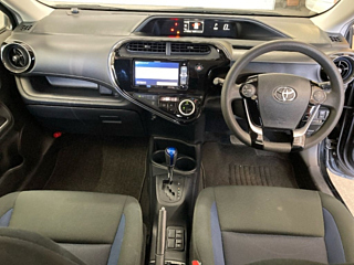 TOYOTA AQUA 2018