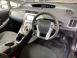 TOYOTA PRIUS 2012
