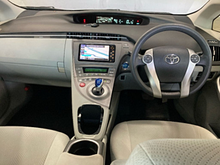 TOYOTA PRIUS 2012