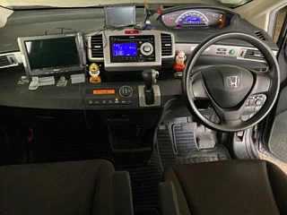 HONDA FREED 2013
