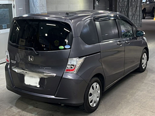 HONDA FREED 2013