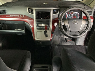TOYOTA VELLFIRE 2009