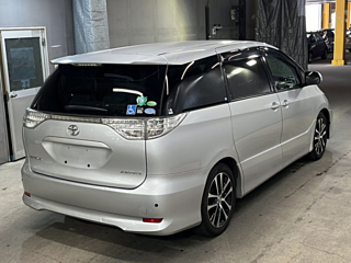 TOYOTA ESTIMA 2012