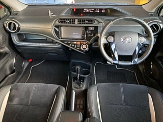 TOYOTA AQUA 2015