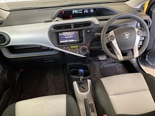 TOYOTA AQUA 2014