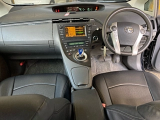 TOYOTA PRIUS 2010
