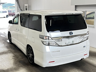TOYOTA VELLFIRE 2013