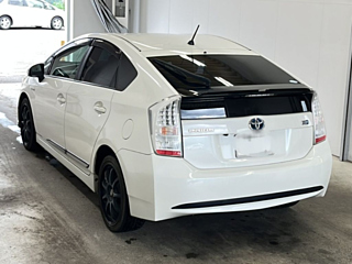 TOYOTA PRIUS 2010