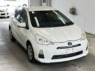 TOYOTA AQUA 2012