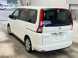 NISSAN SERENA 2010