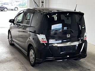 HONDA FREED 2012
