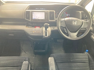 HONDA STEP WAGON 2010