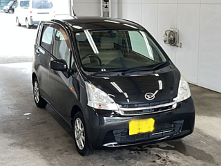 DAIHATSU MOVE 2011