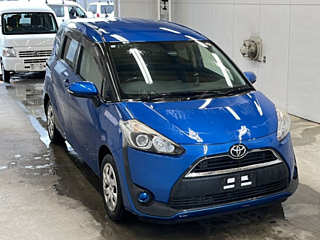 TOYOTA SIENTA 2016