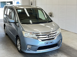 NISSAN SERENA 2013