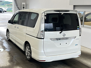 NISSAN SERENA 2013
