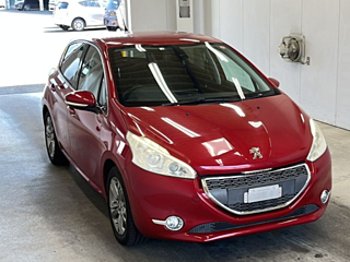 PEUGEOT 208 2014