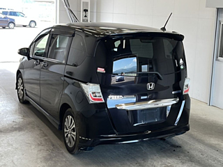 HONDA FREED 2012
