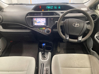 TOYOTA AQUA 2013