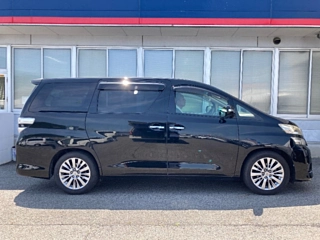 TOYOTA VELLFIRE 2012