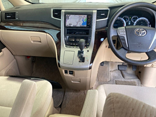 TOYOTA VELLFIRE 2012