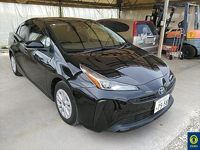 TOYOTA PRIUS 2021