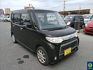 DAIHATSU TANTO 2013
