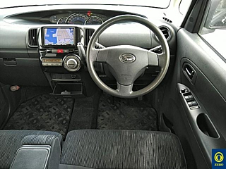 DAIHATSU TANTO 2013