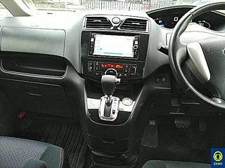 NISSAN SERENA 2013