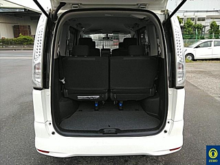 NISSAN SERENA 2013