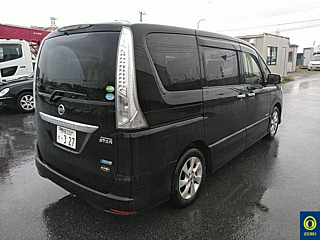 NISSAN SERENA 2013