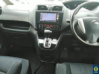 NISSAN SERENA 2013