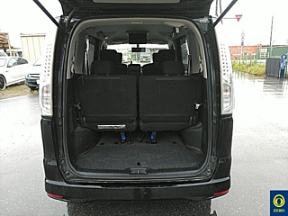 NISSAN SERENA 2013