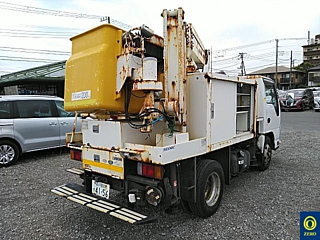 ISUZU ELF 2012