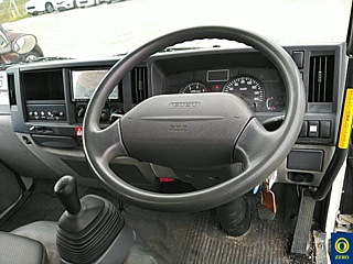 ISUZU ELF 2012