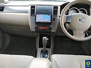 NISSAN TIIDA 2008