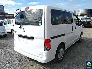 NISSAN NV200 2018