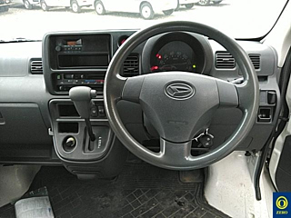 DAIHATSU HIJET VAN 2013