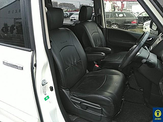 NISSAN SERENA 2015
