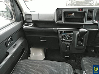 DAIHATSU HIJET VAN 2020