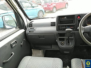 DAIHATSU HIJET VAN 2013