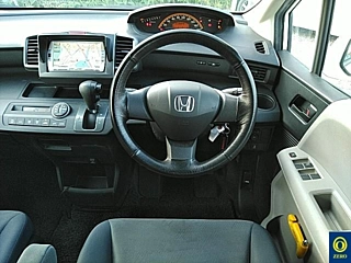 HONDA FREED 2009
