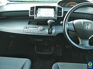 HONDA FREED 2009