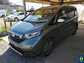 HONDA FREED 2022