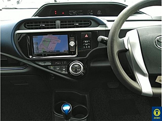 TOYOTA AQUA 2016