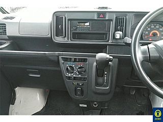 DAIHATSU HIJET VAN 2019