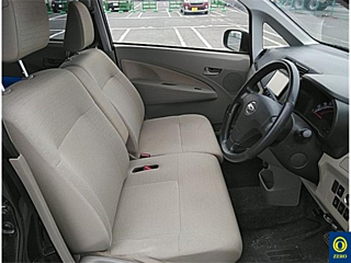 DAIHATSU MOVE 2014