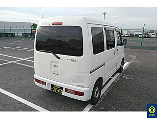 DAIHATSU HIJET VAN 2017