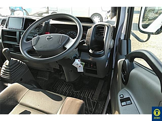 NISSAN ATLAS 2015
