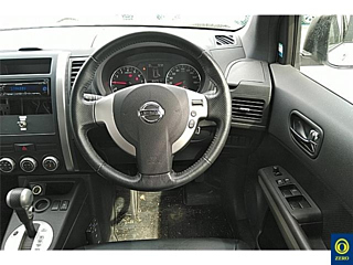 NISSAN X-TRAIL 2013